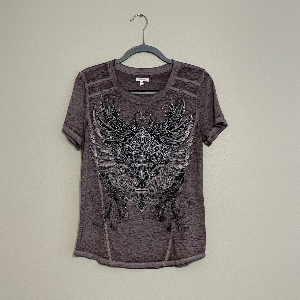 Maurices Short Sleeve Tee in Brown with Wing Graphic